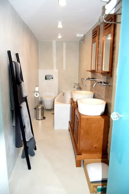 Apartment With 3 Bedrooms in Ano Syros, With Wonderful sea View, Terrace and Wifi