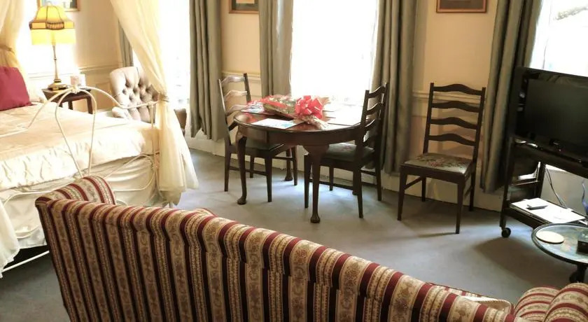 Abbey Green Apartment