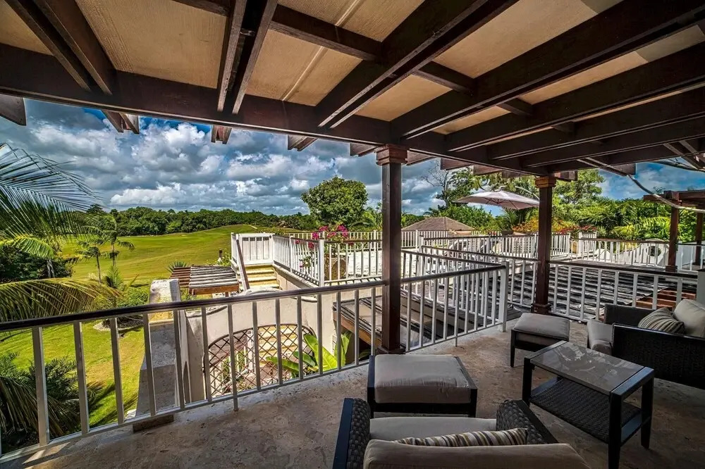 Golf and Beach Resort Villa With Beautiful Sunsets Pool Golf Cart and Service Staff