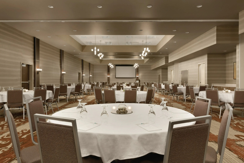 Embassy Suites by Hilton Akron Canton Airport