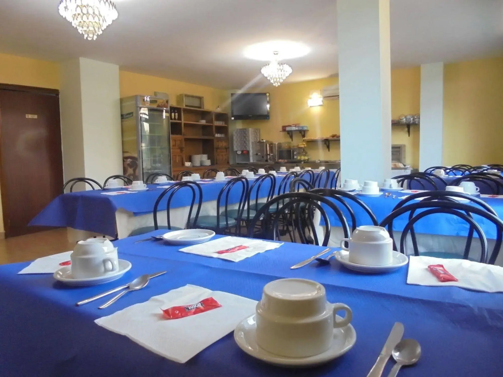 Hotel Azcona