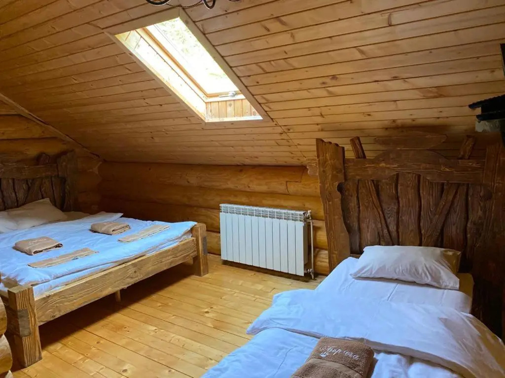 Hotel Berloga-Sinevir