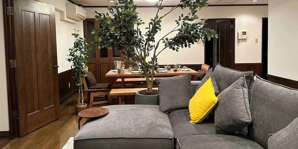 LIT’S INN Sapporo