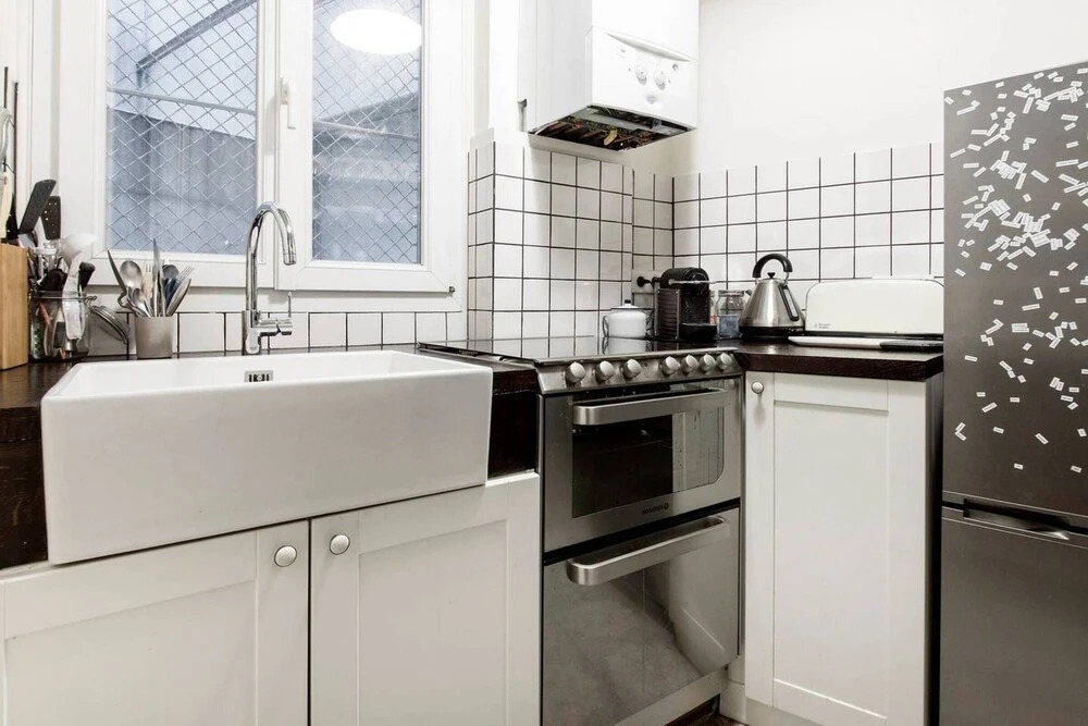 Lovely Mezzanine Apartment Near Buttes Chaumont Park