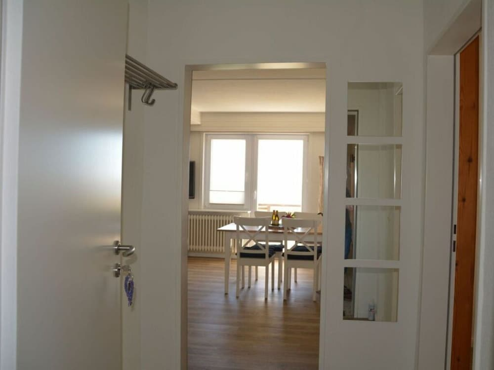 Langeness Modern Retreat