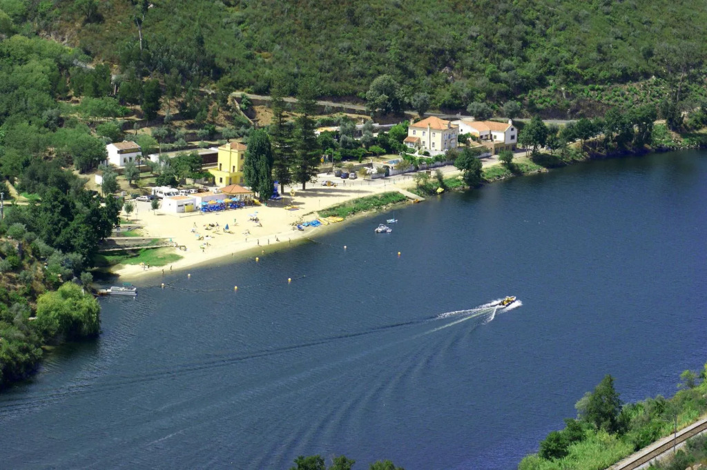 Alamal River Club