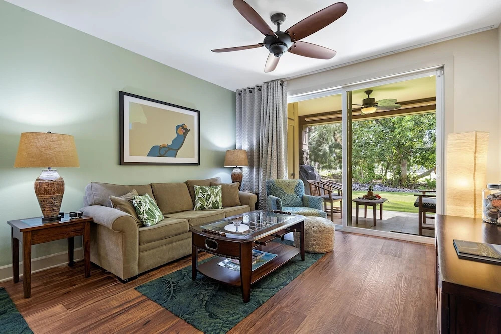 Hali'i Kai at Waikoloa 2b 2 Bedroom Condo by RedAwning