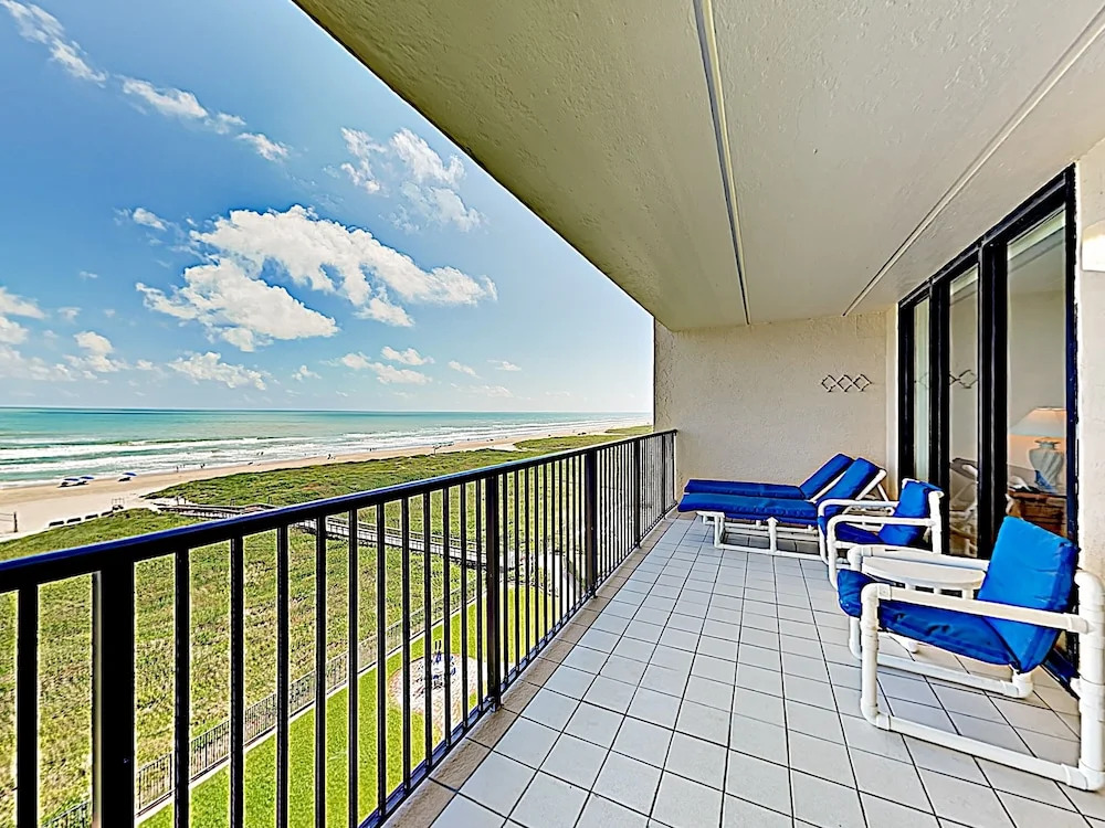 New Listing! Bright Beachfront Getaway W/ Balcony 2 Bedroom Condo