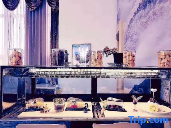 Zhushan Hotel