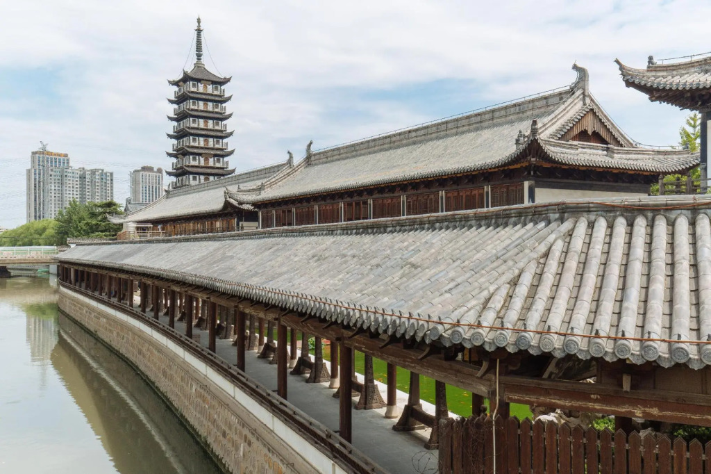 123 Jiman Chain Hotel (Shanghai Daning International Wuwei East Road Subway Station Branch)