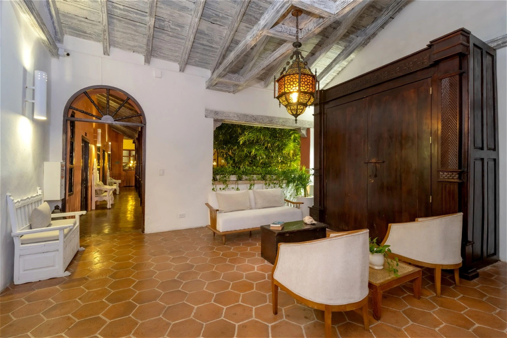 El Marques Hotel Boutique By GEH Suites