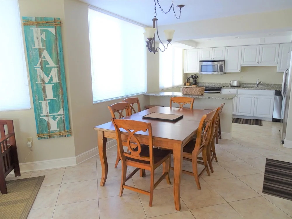 101 - Excelsior 2 Bedrooms 2 Bathrooms Condo