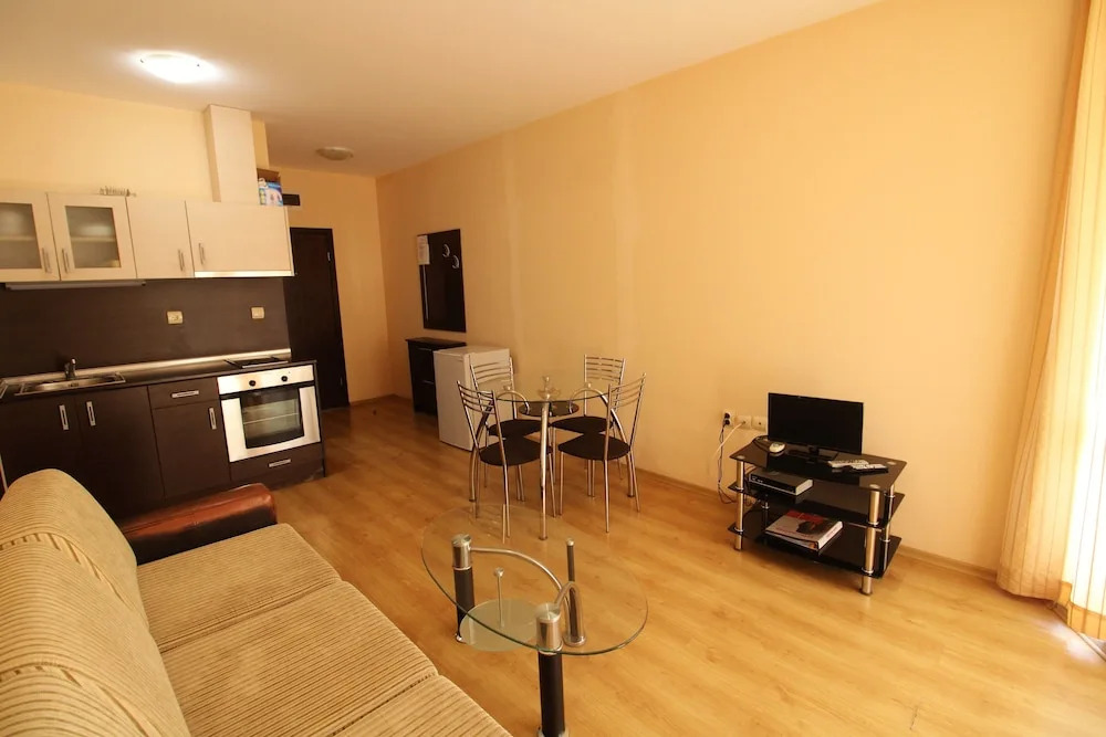 Menada Luxor Apartments