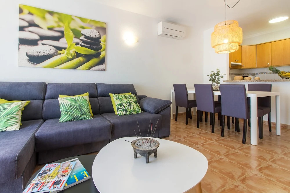New Apartment With Charm by Robertapatments