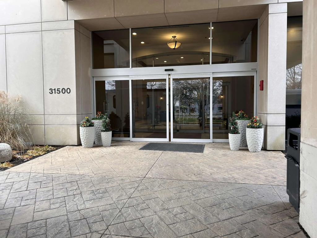 Skyline Hotel Detroit Airport, SureStay Collection by Best Western