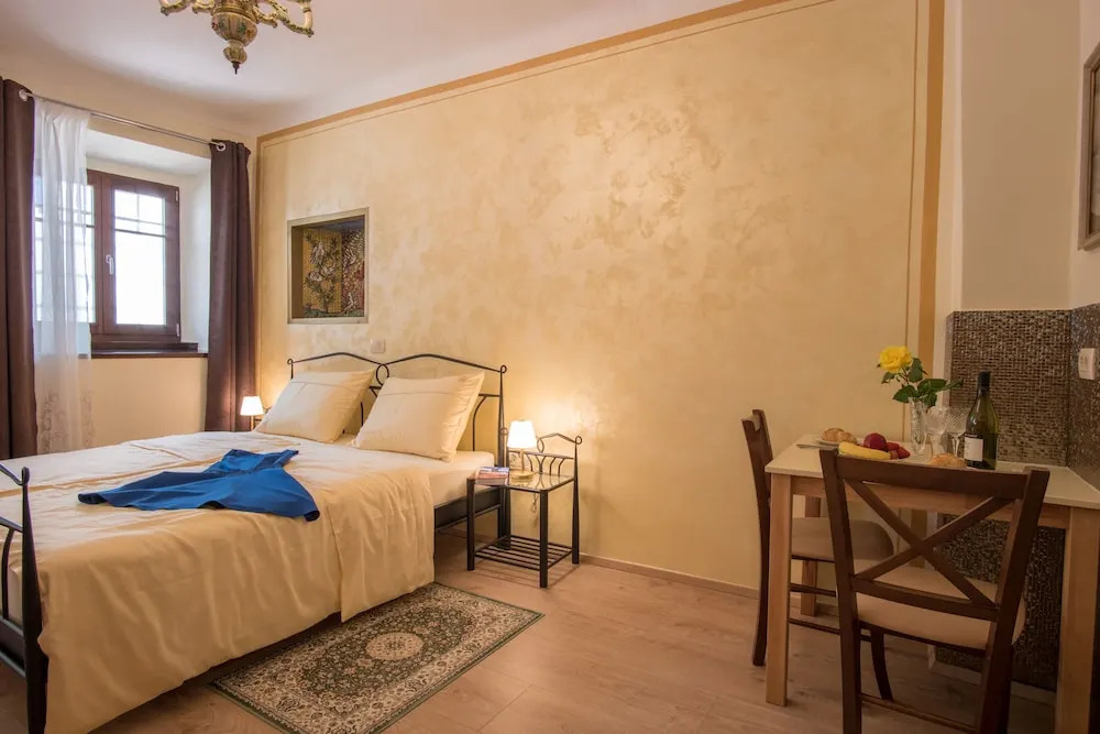 Vila Radolca apartments and rooms
