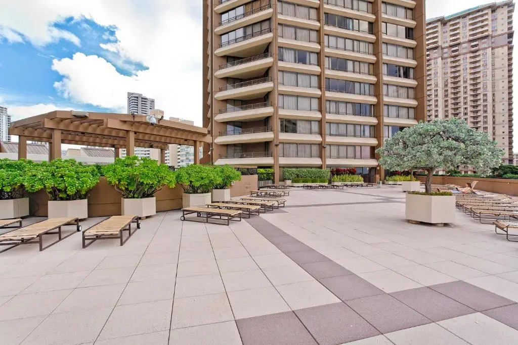 Discovery Bay #1509-Endeavor Tower