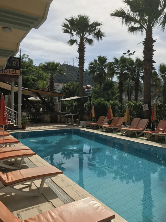 Marina Apart Hotel