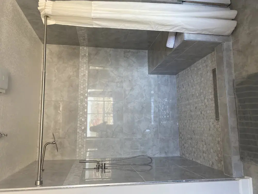 Smoky Mountains 711 3BD Condo with All Round Private Balcony by RedAwning