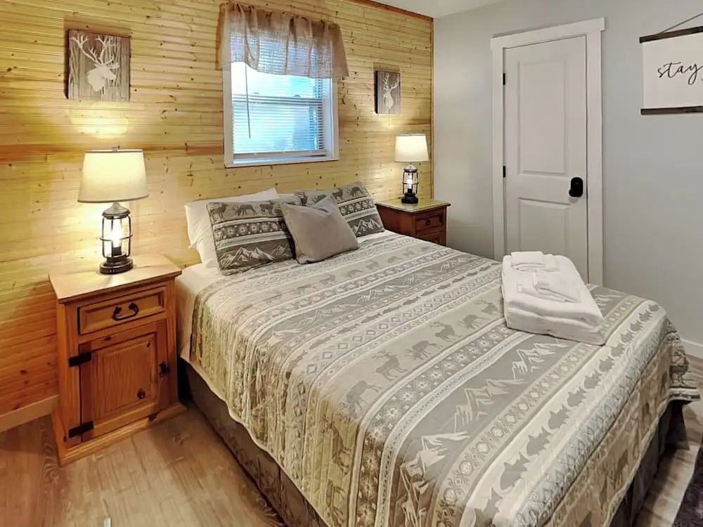 The Elk Meadow Cozy Cabin by Ruidoso Vacation Rentals