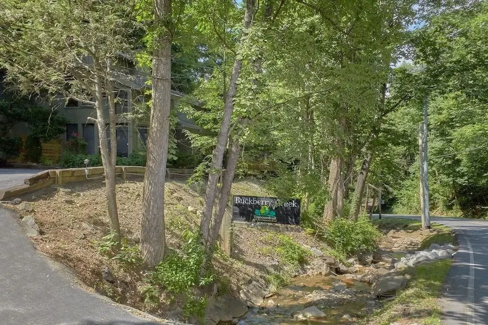 1228 Creekside Serenade