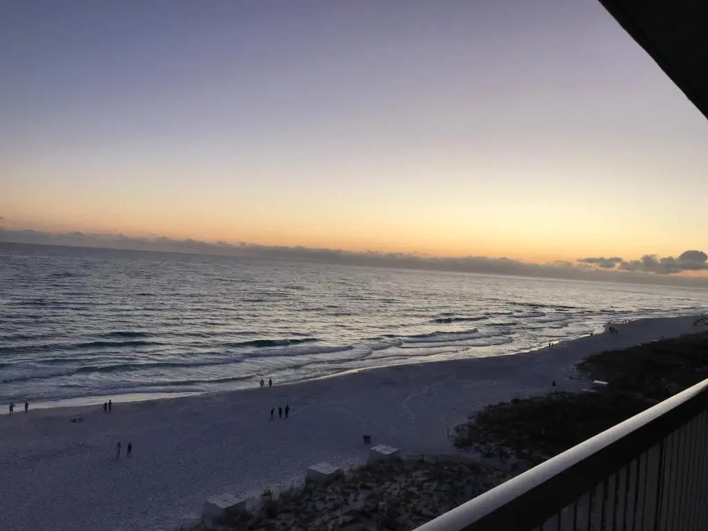 Best beach front vacation, Ocean View, 8th Flr