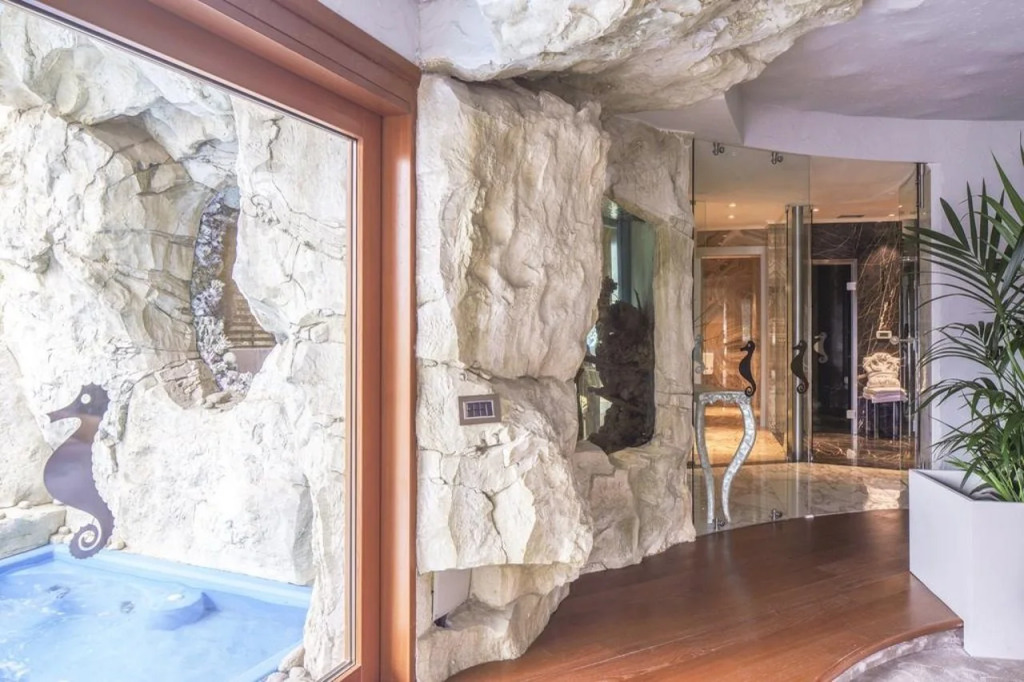Atlantis Bay - The Leading Hotels of the World