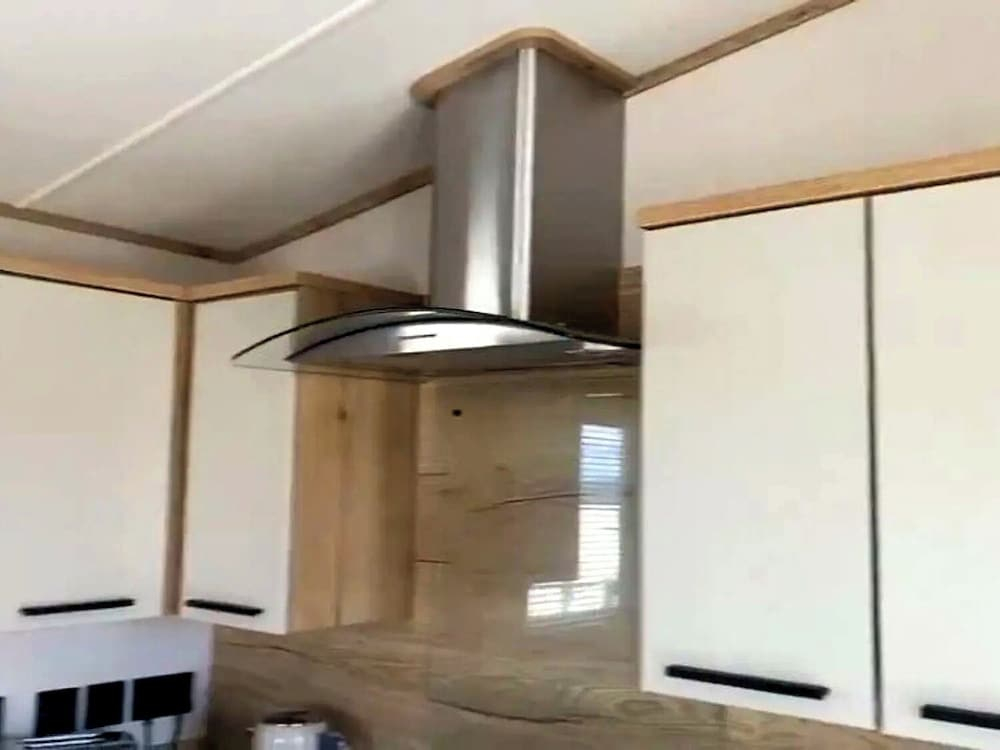 Cabin - Sleeps 4 - Goodrington Beach 5 Mins Drive