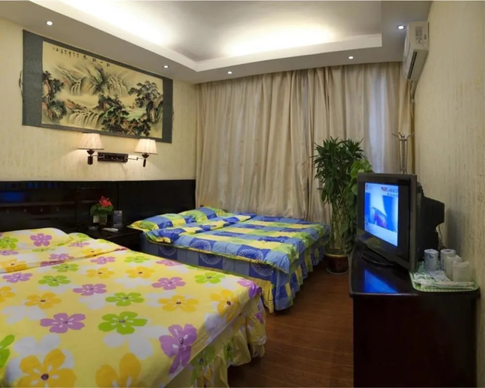 Bai Jia Le Theme Hotel