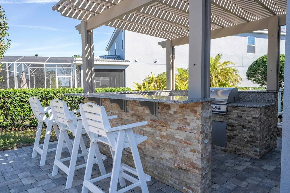 Luxurious 4Bd Villa Private Pool & Spa at Champions Gate Resort 9021