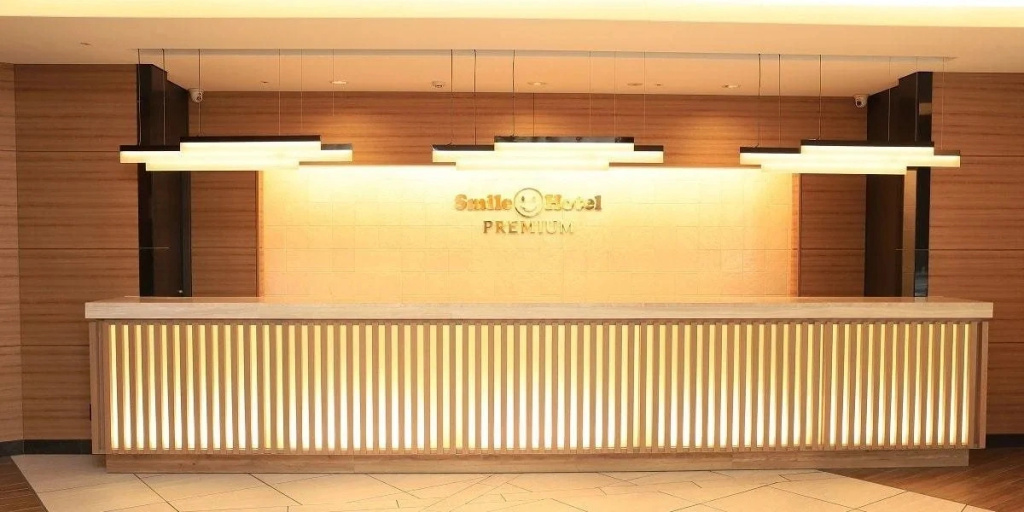 Smile Hotel Premium Osaka Hommachi