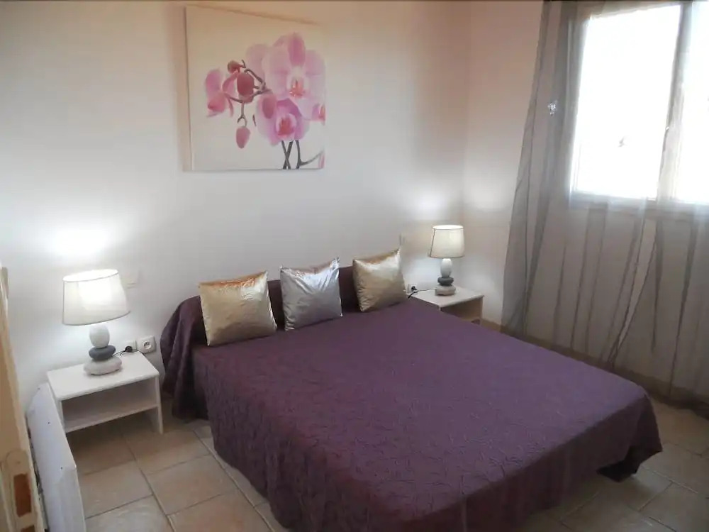 Gîtes Sassone, piscine, jacuzzi et vue mer panoramique sur Ajaccio