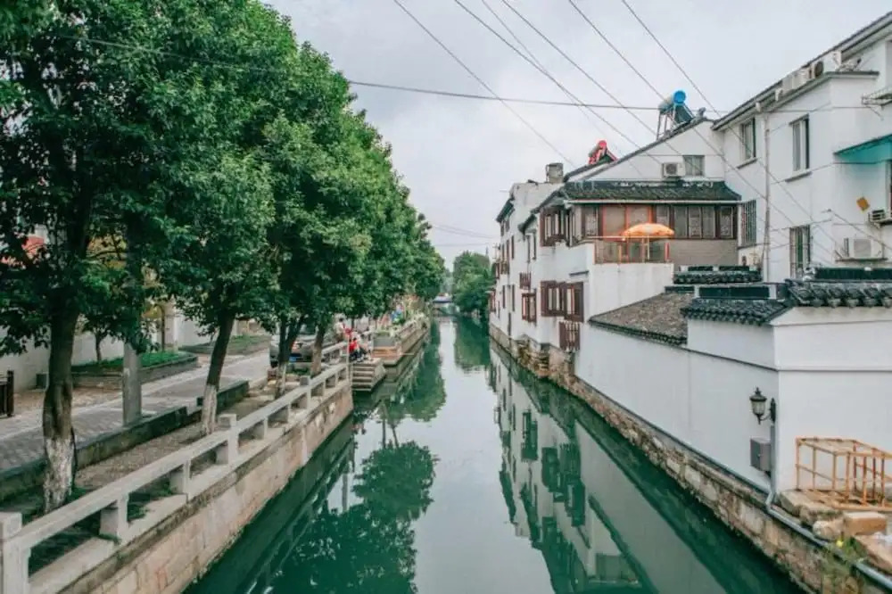 Suzhou Hezizai Inn