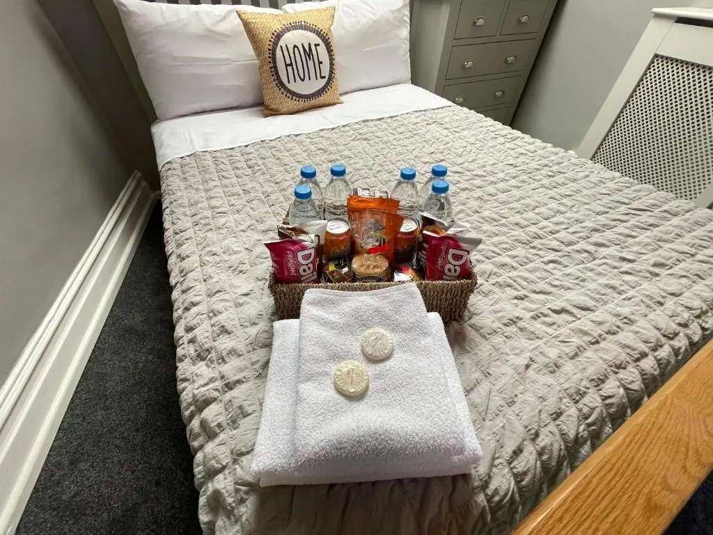 Westend Holiday Room 1 Brecon - Shared Bathroom