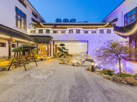 Zelan Courtyard Hotel