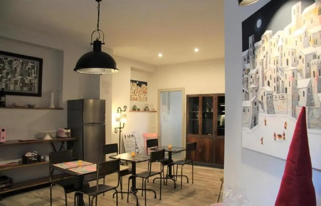 INDUSTRIAL CHIC HOUSE - Private parking