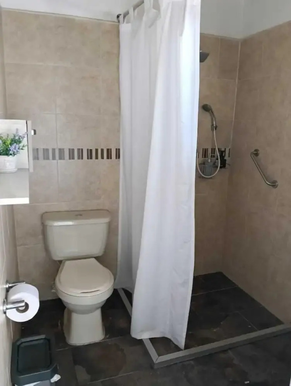 Tauro Black Suites