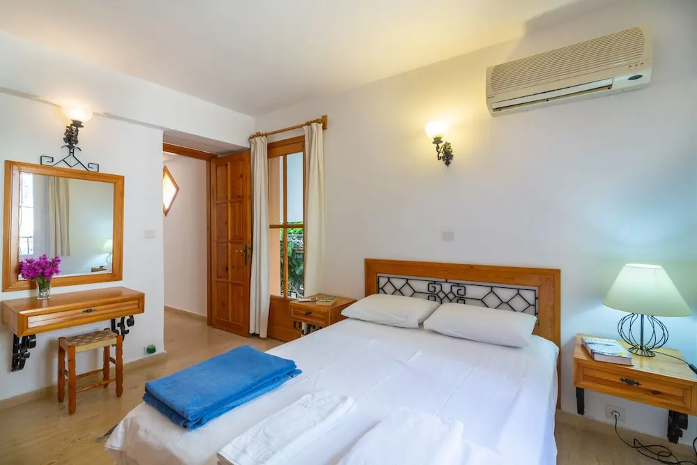Korsan Apartments