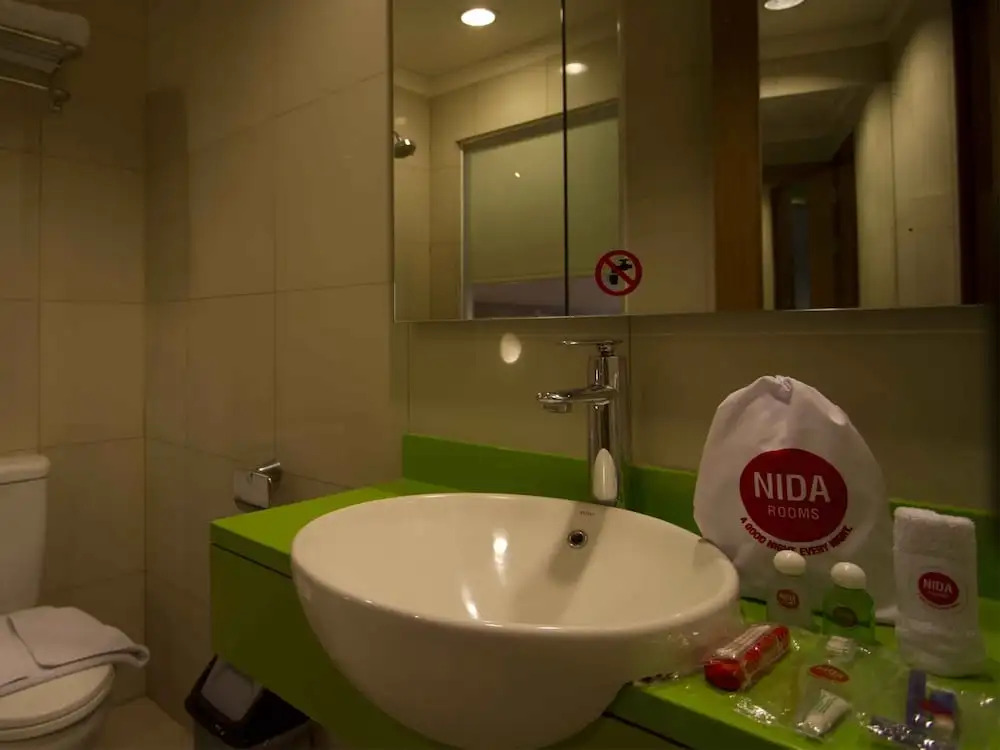 NIDA Rooms Tebet Pancoran Statue Dukuh Patra Raya