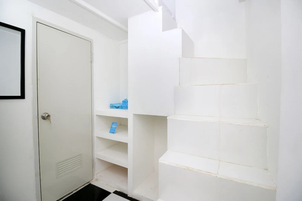 Airy Eco Syariah Kampung Bali Tiga Puluh 15 C Jakarta