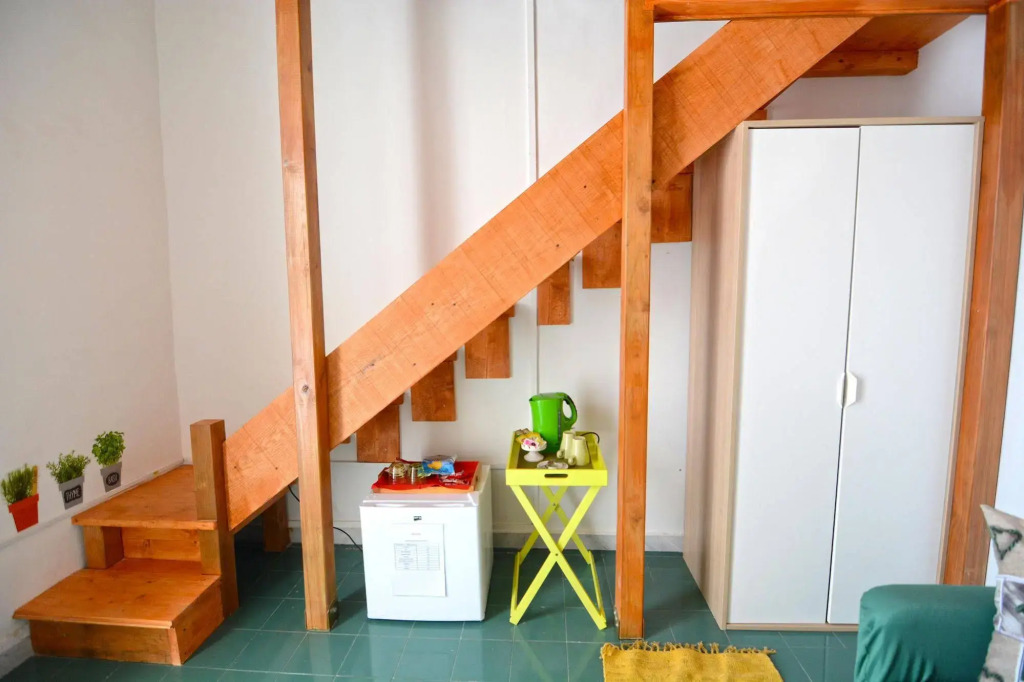 B&B Tecla