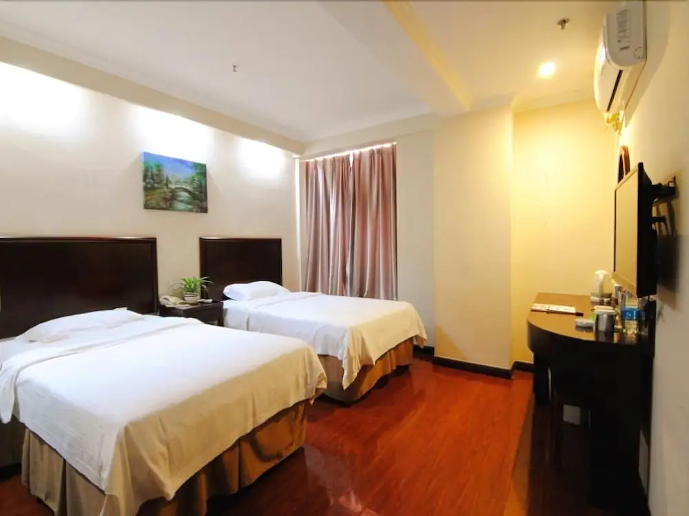 Greentree Inn Chongqing North Railway Station Express Hotel