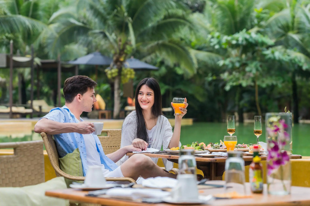 High Season Pool Villa & Spa