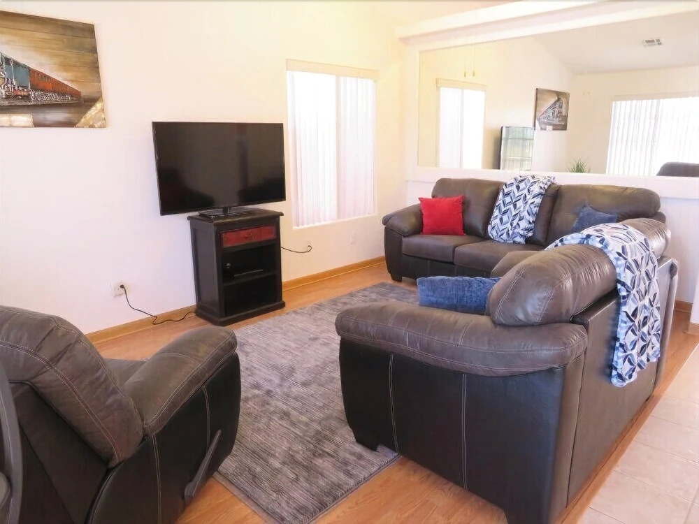 Lincoln And Tawnya Hiatt 3 Bedroom Home