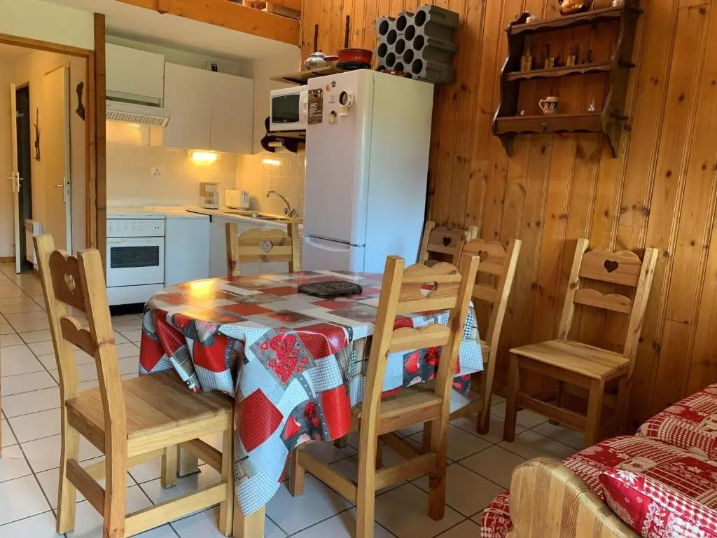Appartement Notre-Dame-de-Bellecombe, 2 pièces, 6 personnes - FR-1-505-64