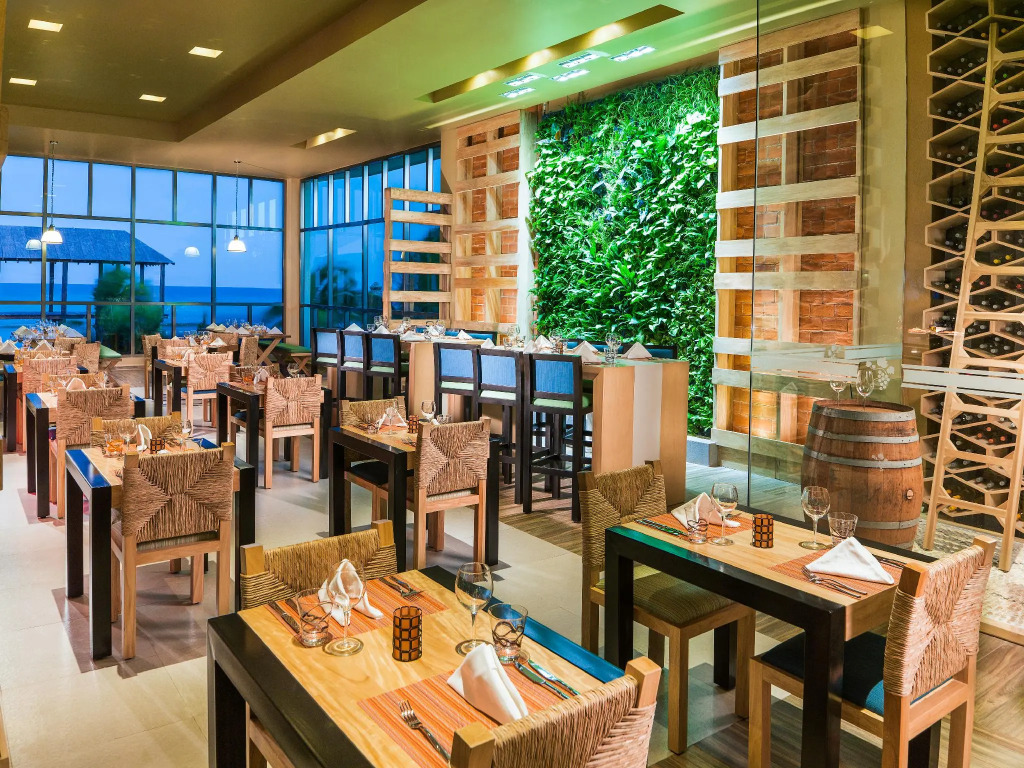 Generations Riviera Maya Oceanfront Family Resort, All & More Inclusive