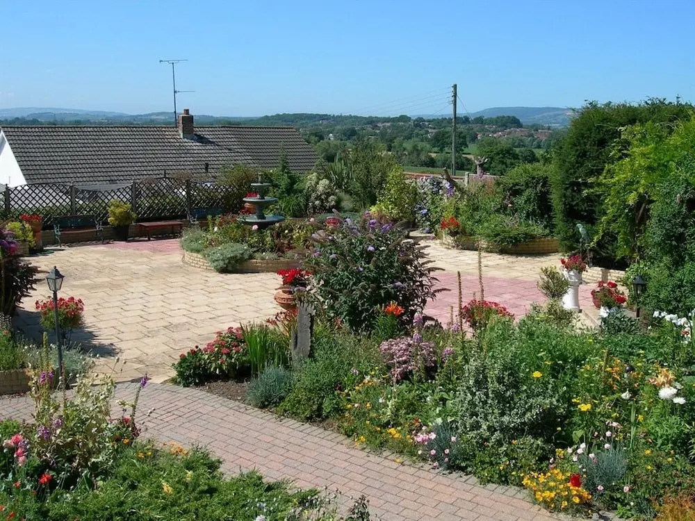 Meryan House Hotel