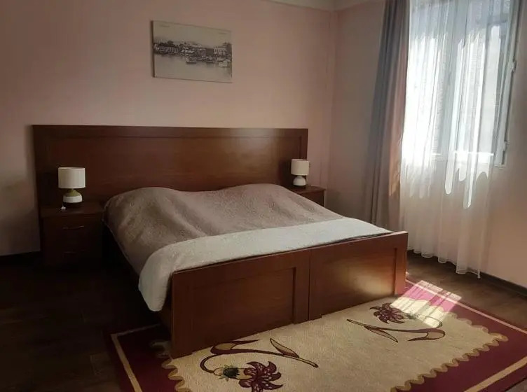 Apartment Giorgi Mazniasvhili