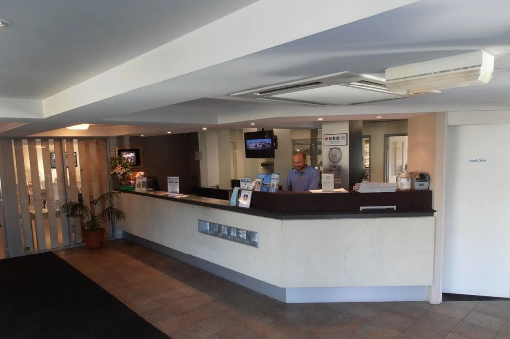 Haven Marina Motel