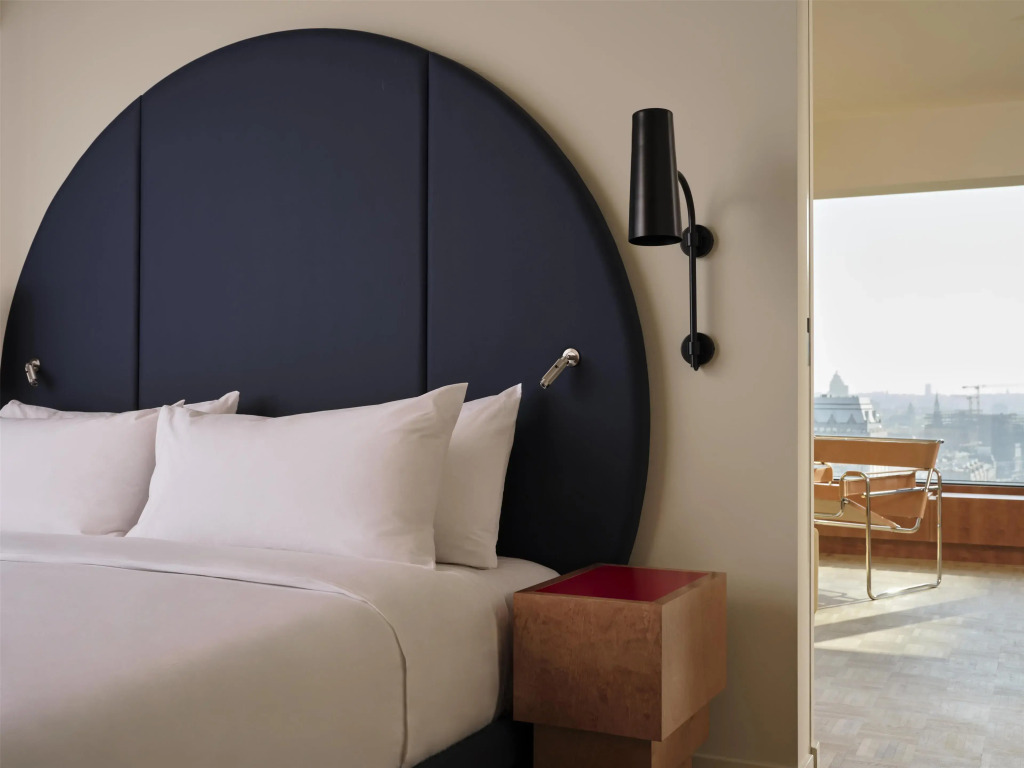 The Standard, Brussels